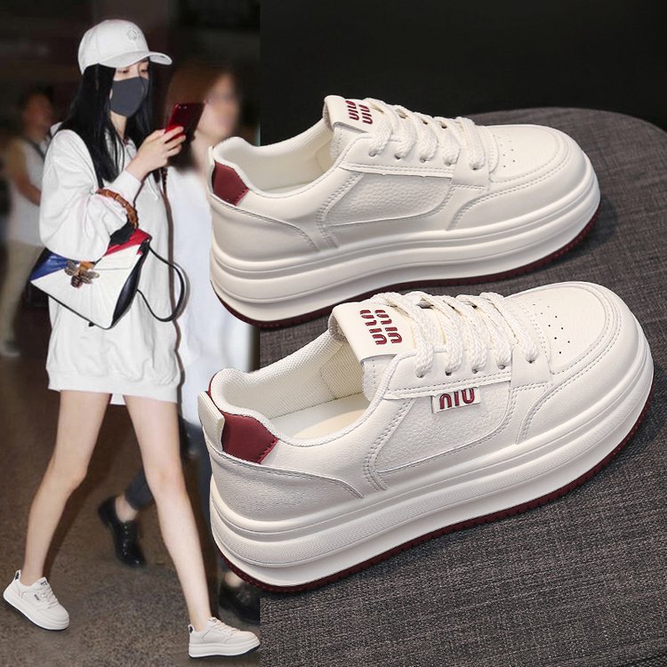 2025春秋新款韩版皮面运动鞋女厚底板鞋跑步鞋女ins透气单鞋B309