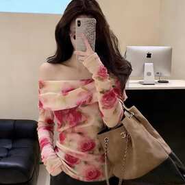 独特漂亮巨好看上衣休闲度假风粉色印花一字肩露肩长袖t恤女夏季