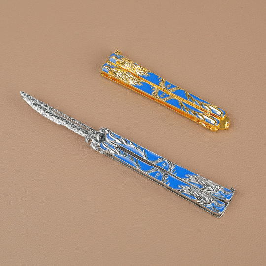 Alloy butterfly knife knife metal practice knife Golden Dragon assassin knife metal model Halloween props wholesale