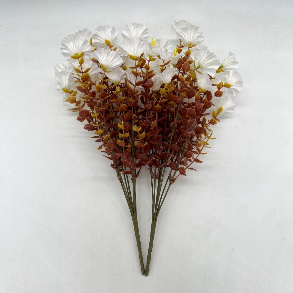 Transfronterizo Amazon simulación de eucalyptus flores falsas flores artificiales manijas de flores para el hogar jardín decoración de flores simuladas al aire libre