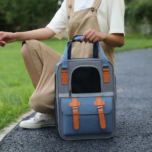 Cat bag, portable backpack for going out, portable foldable, breathable and non-suffocating cat bag for going out, pet bag