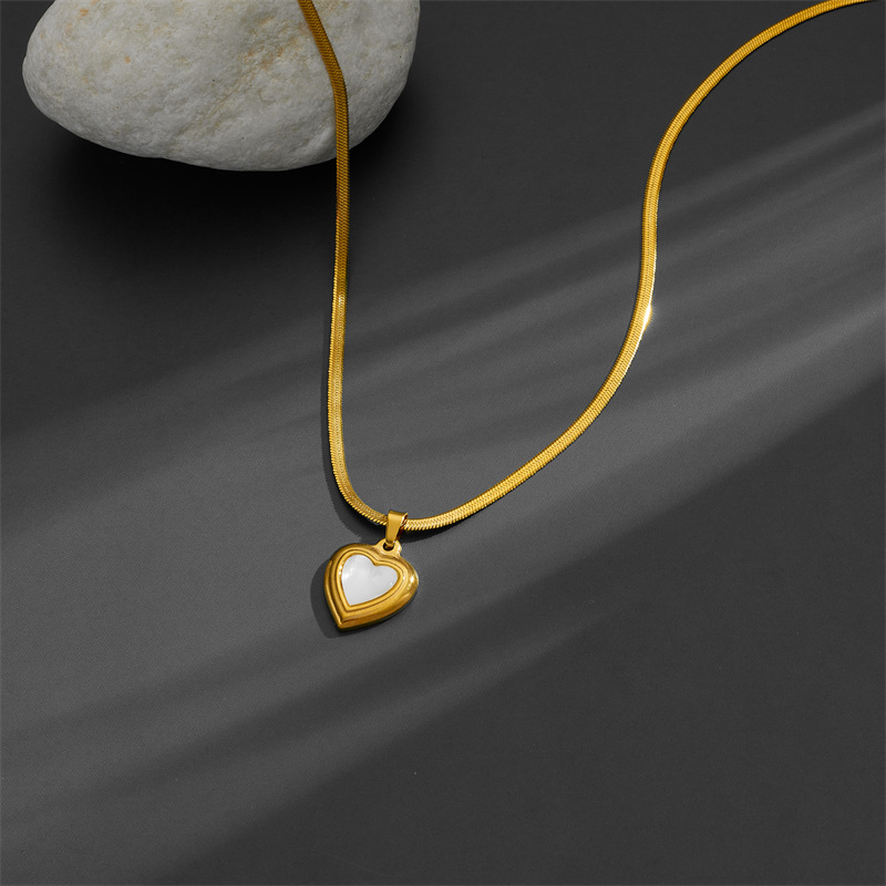 Pendant Necklace Classification 304 Stainless Steel Chain Material 1 Piece Quantity PVD Coated Real Gold Plated 18K Gold Heart Shape Titanium Steel Sweet Waterproof Non Tarnish Titanium Steel Pendant Necklace