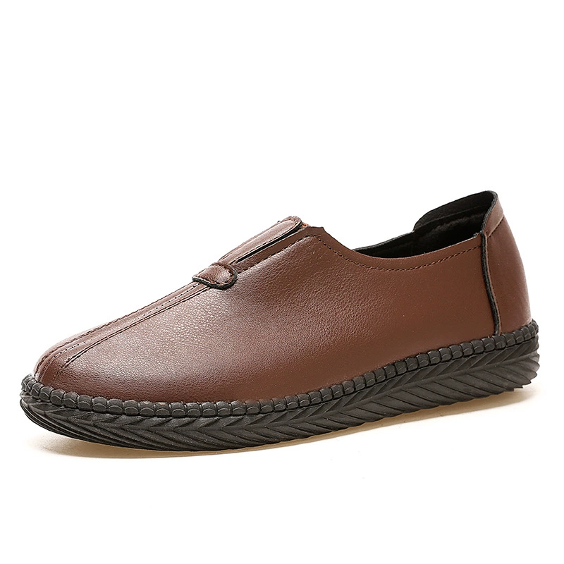 Comfortable shoes for mother, footwear for leather shoes, 2024 years, soft sole, for middle age