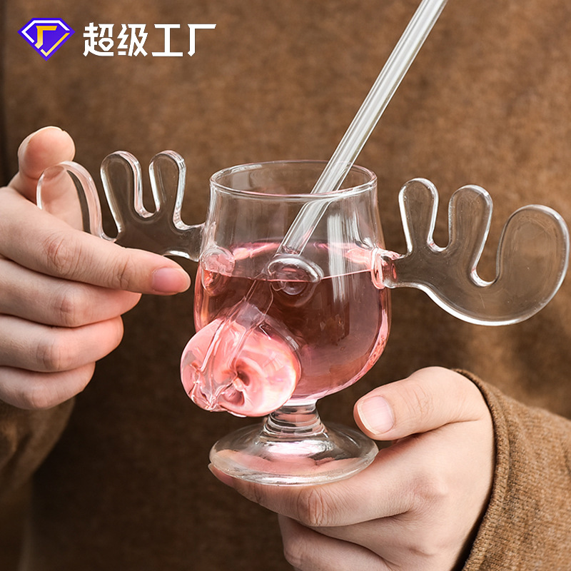 Fábrica al por mayor creativa borosilicato ELK taza de vidrio Reno Copa Antler copa de vino regalo de Navidad
