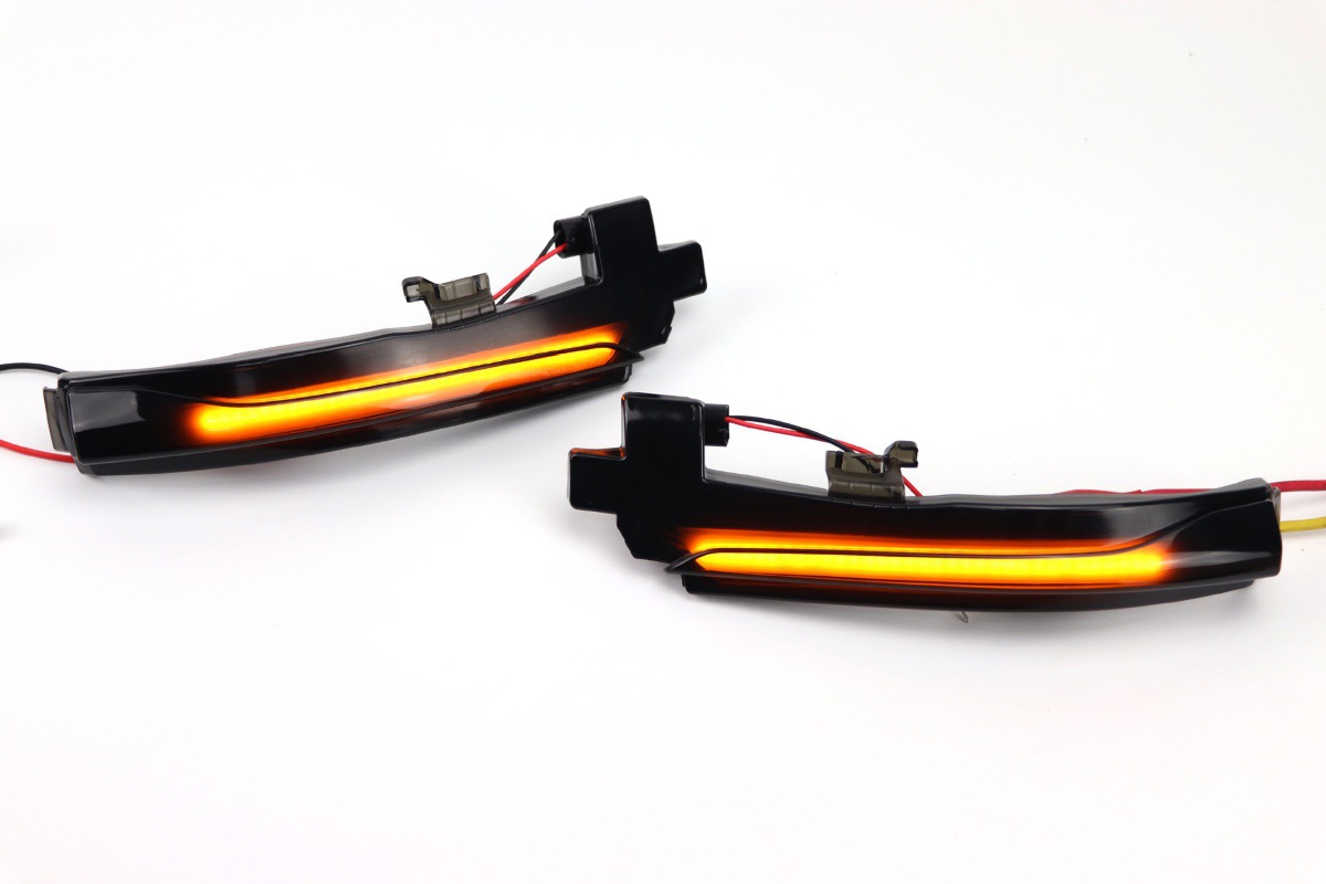 Suitable for Volvo S60 S80 V40 Ii V60 Cc V70 Iii Rearview Mirror Running Water Turn Signal