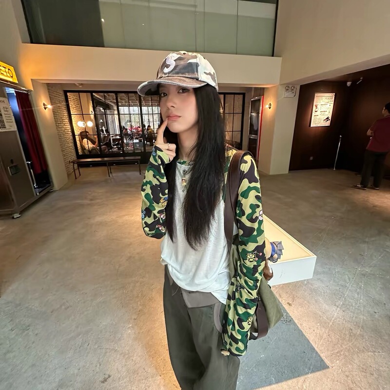mm724 2026 New Casual Loose Color-Block T-Shirt for Women Versatile Fashionable Top Trendy mm724 2026 New Casual Loose Color-Block T-Shirt for Women Versatile Fashionable Top Trendy
