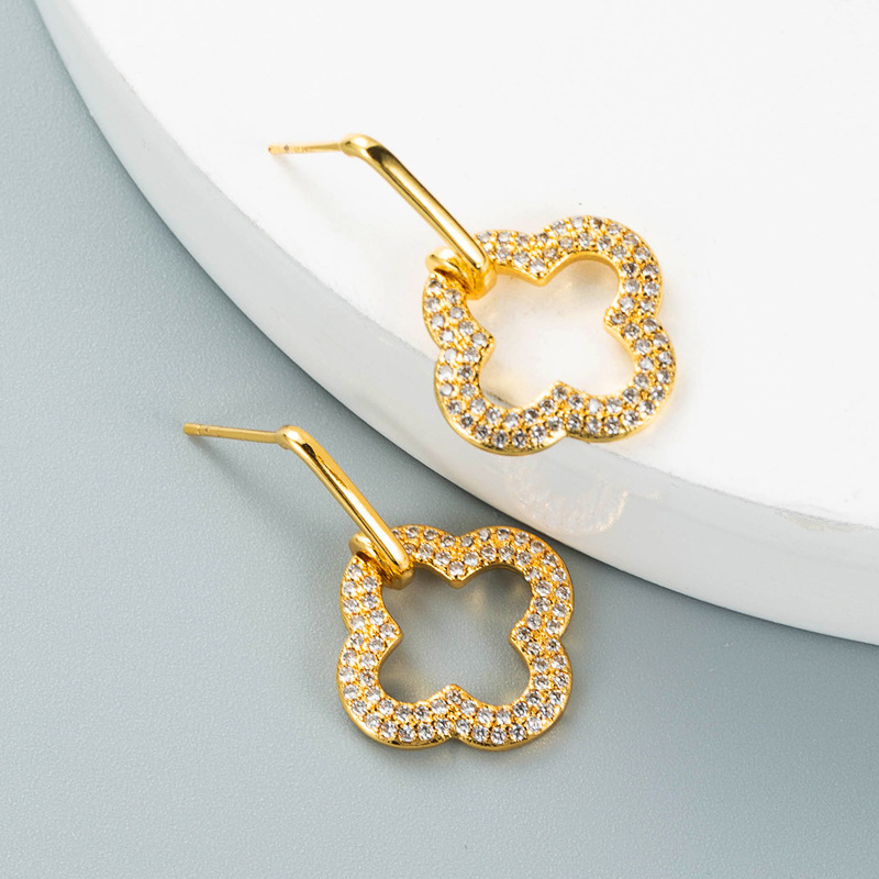 Fashion Gold-plated Copper Micro-inlaid Zircon Flower Moon Shape Earrings display picture 4