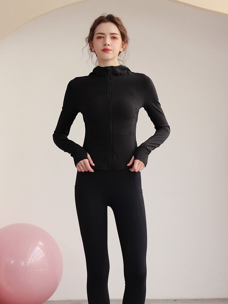 검은 까마귀 + 검은 바지