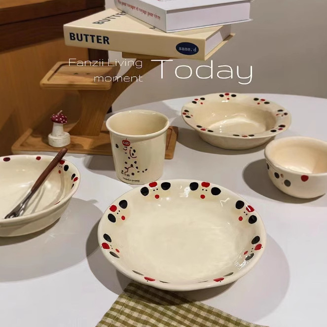 Spotted Apple Dog Series Cute Creative Ceramic Bowl and Plate suit Rice Bowl Fruit Salah Bowl Dinner Plate Household suit