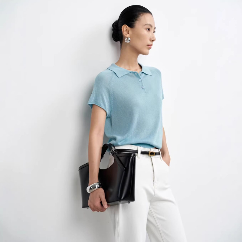 Japanese Paper Yarn! Old Money Style Polo Collar Short-Sleeve Knit Shirt, Dry and Breathable, Soft and Versatile, Suitable for Commuting Japanese Paper Yarn! Old Money Style Polo Collar Short-Sleeve Knit Shirt, Dry and Breathable, Soft and Versatile, Suitable for Commuting