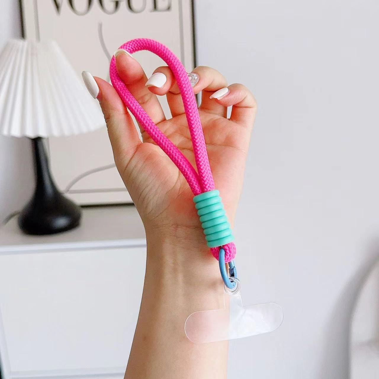 로즈 레드 + 민트 그린