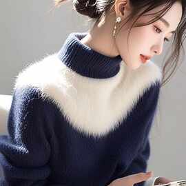 蓝白拼色仿貂绒毛衣女2025冬季新款高级感超好看半高领上衣针织衫
