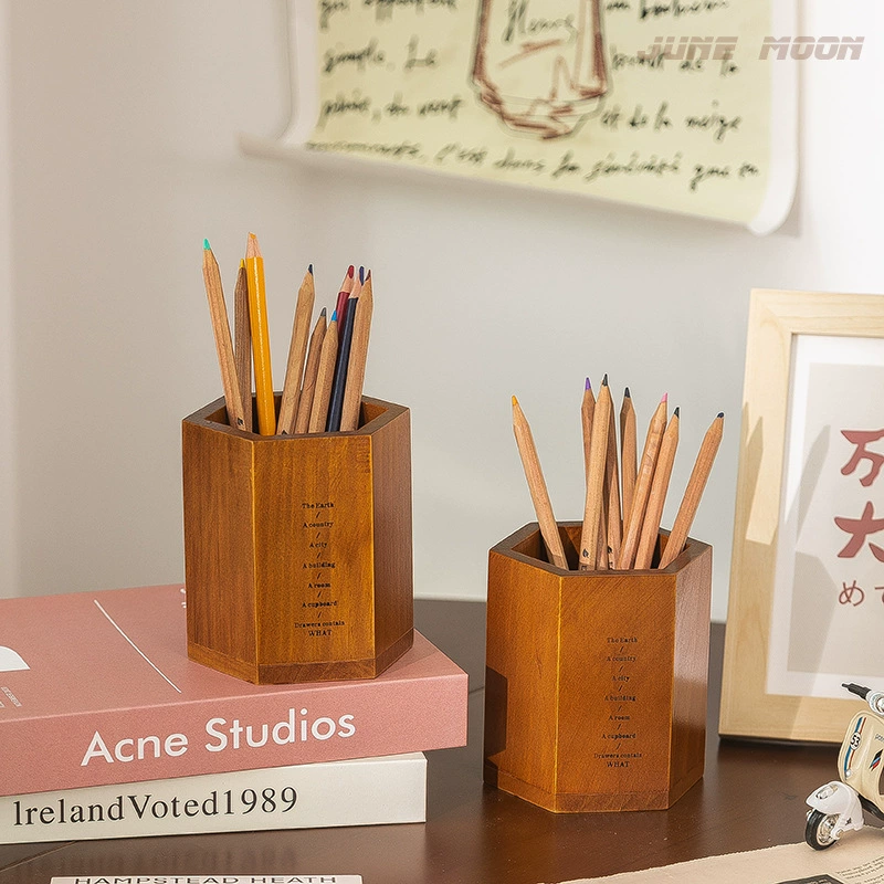 Столовая щетка? Wait adjust: Table brush, storage system for elementary school students, watercolour, crayons, marker, pens holder, wooden stationery