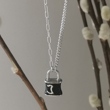 洗澡免摘韩版甜酷黑色锁项链滴油316钛钢不对称链条锁骨链T恤链