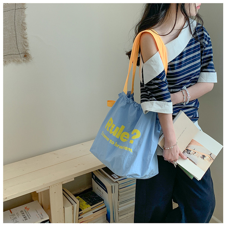 Fashionable and simple letter print large-capacity tote bag 2025 new style contrasting color versatile drawstring pleated single-shoulder bag undefined