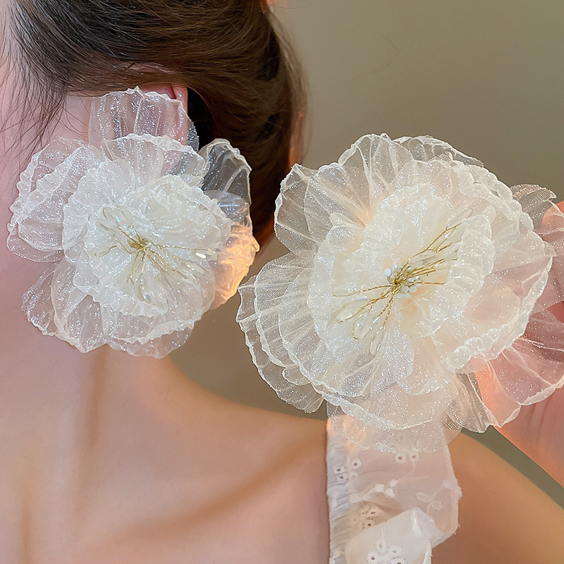 Pendientes de borla de flores de hilo de malla de tela de aguja de plata Pendientes dulces y frescos Pendientes de todo fósforo de moda Sensación de alto nivel de nicho