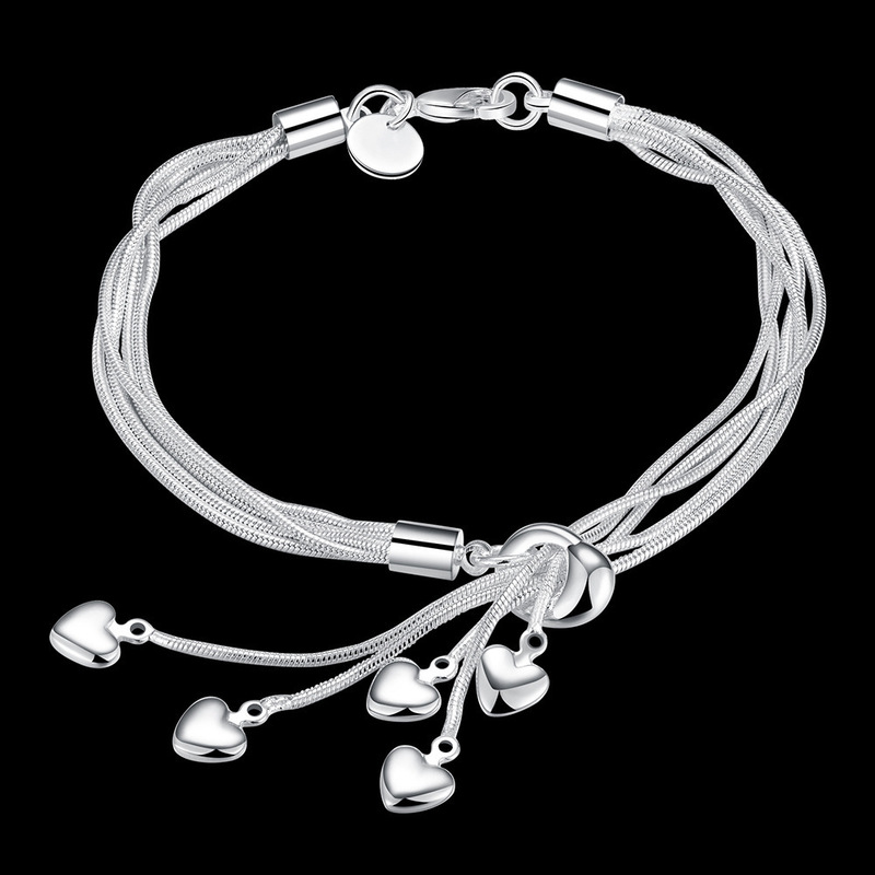 Wholesale of Popular Foreign Trade Exquisite Jewelry from Manufacturers: Copper Silver-Plated Tassel Tai Chi Heart Pendant Bracelet, Starting from One Piece Wholesale of Popular Foreign Trade Exquisite Jewelry from Manufacturers: Copper Silver-Plated Tassel Tai Chi Heart Pendant Bracelet, Starting from One Piece