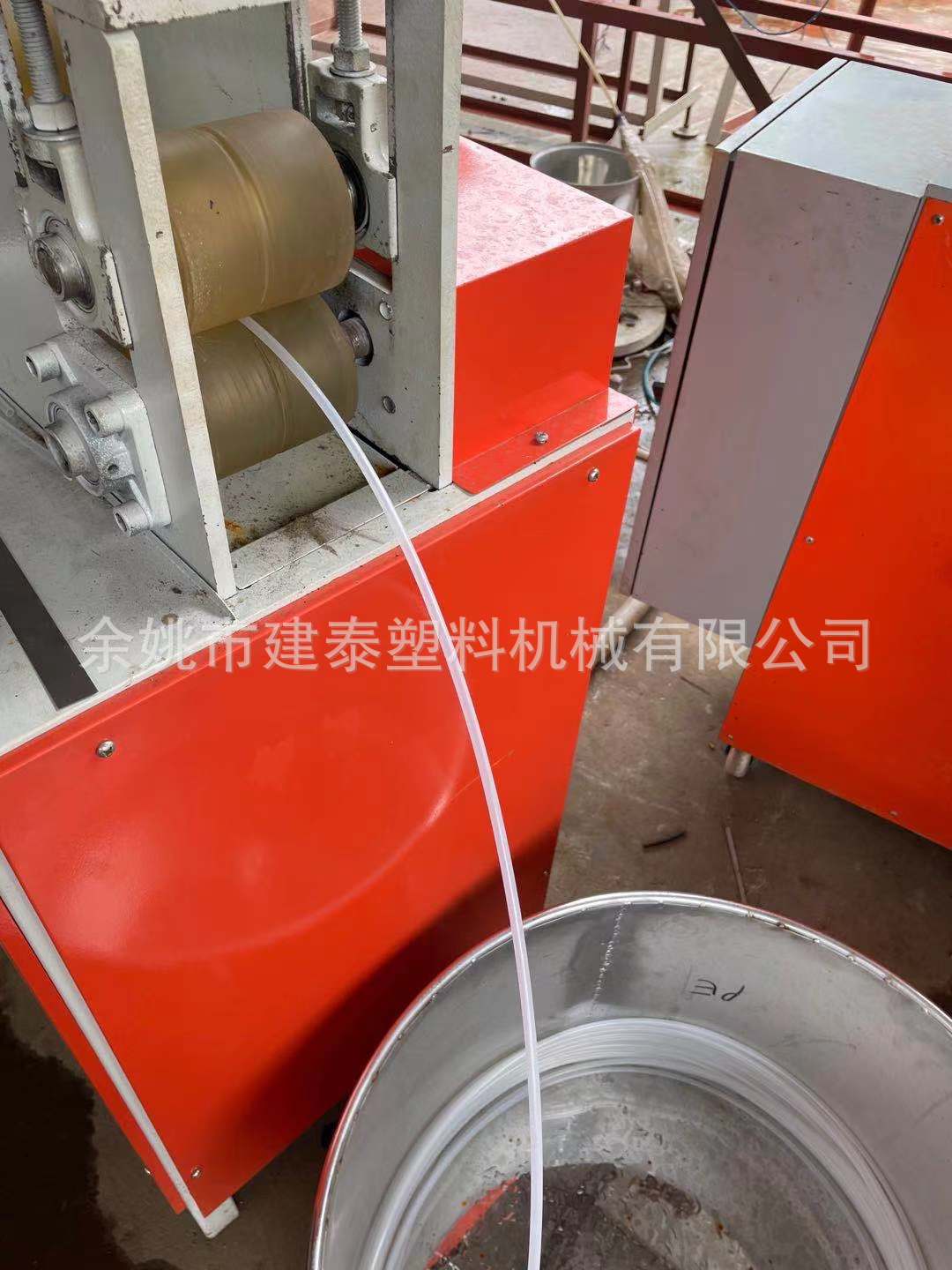 厂家供应PE小管塑料挤出机PE管材生产线设备机器