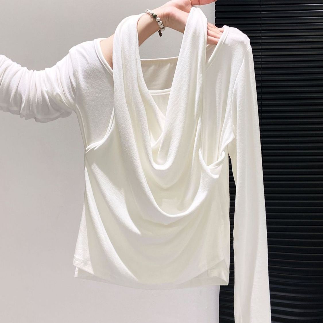 French-Style Design Fake Two-Piece Halter Neck Long-Sleeve T-Shirt for Women, 2026 Early Autumn New Slim-Fit Flattering Base Shirt Top