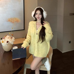 RHGD实拍 慵懒风麻花拉链连帽毛衣针织外套简约蕾丝吊短裤三件套