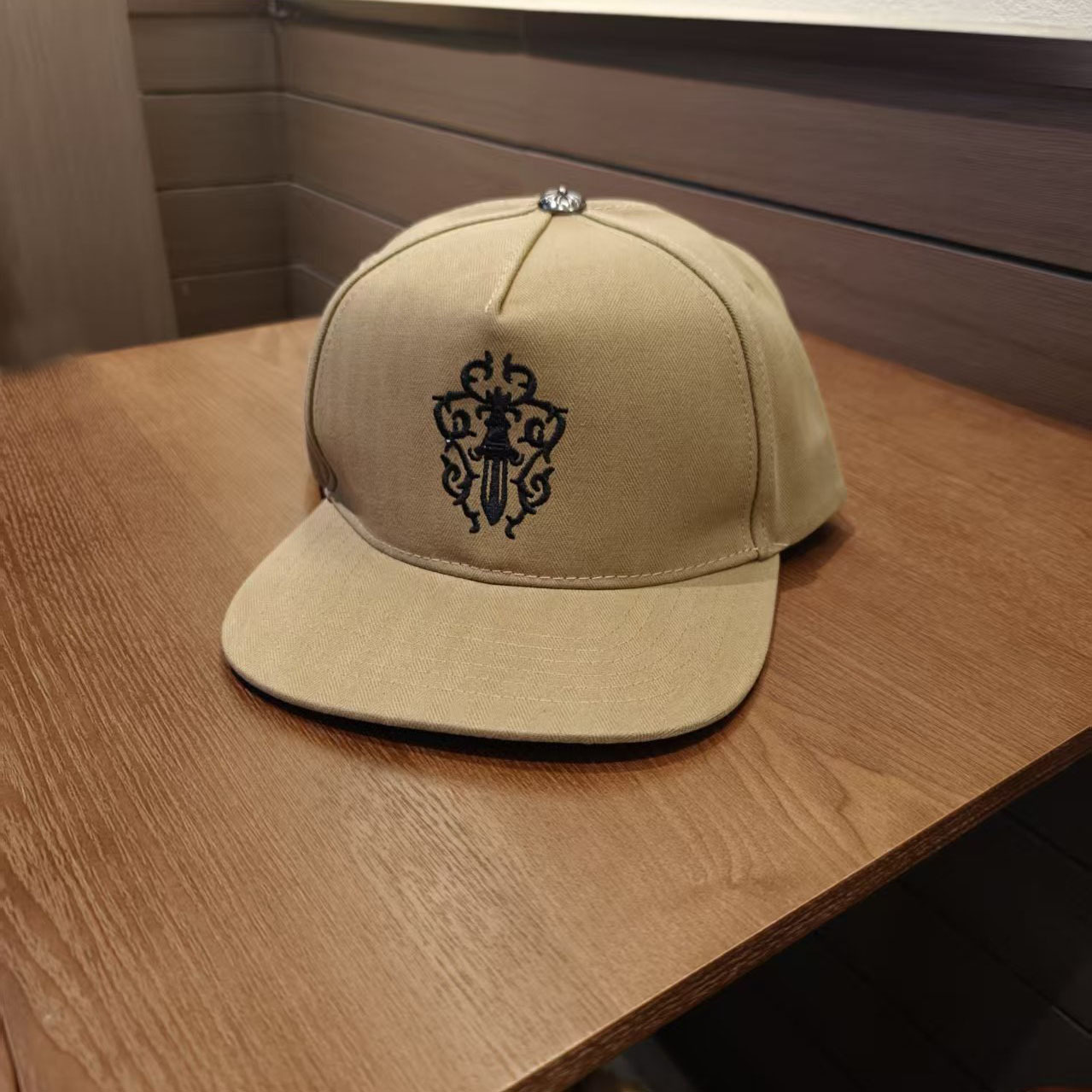 Sombrero para el sol CH Cro de verano para parejas nuevas de moda americana, sombrero de hip-hop de ala plana bordado a la moda ~ sombrero de malla de béisbol