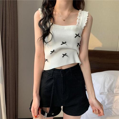 Spring and summer camisole women's inner wear 2023 new design niche outer wear knitted slimming short top