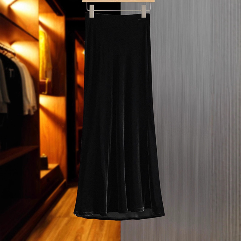 Retro Hepburn Style Black Velvet Skirt for Women in Autumn and Winter New High-Waist Slim Mid-Length Large Hem A-Line Skirt