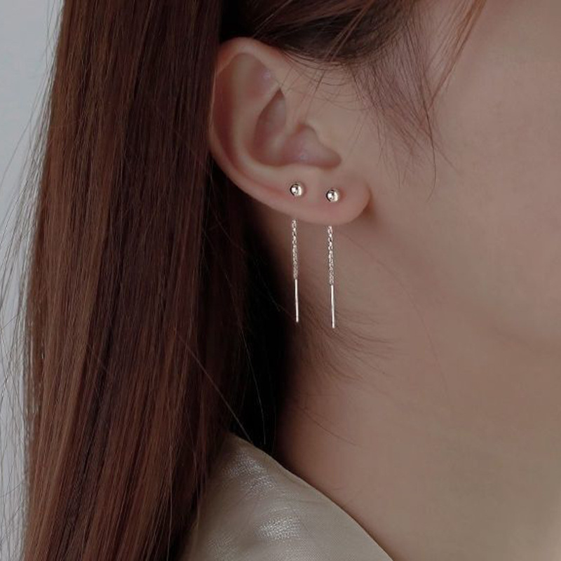 Nuevo estilo frío estilo elegante Internet celebridad pendientes simples pendientes de granos pequeños de aguja de plata 925 2021 image 1