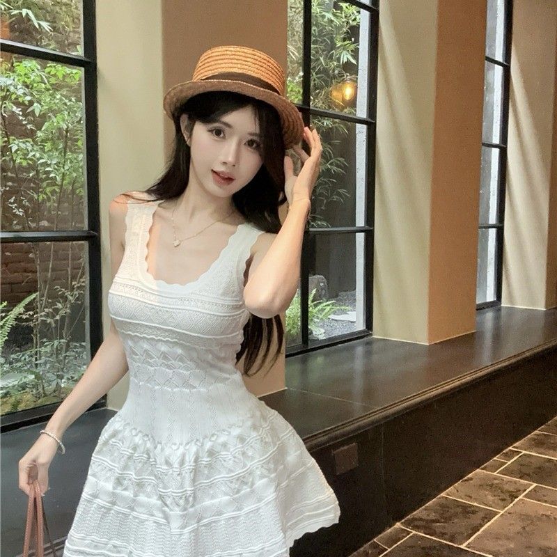 Pure Desire Sexy Hollow Knitted Vest Dress Women's Summer New Sweet Age-Reducing Sleeveless Dress Small Short Skirt