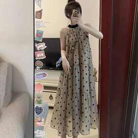 小香风波点茶歇绝美吊带连衣裙女夏感法式气质挂脖宽松背心裙