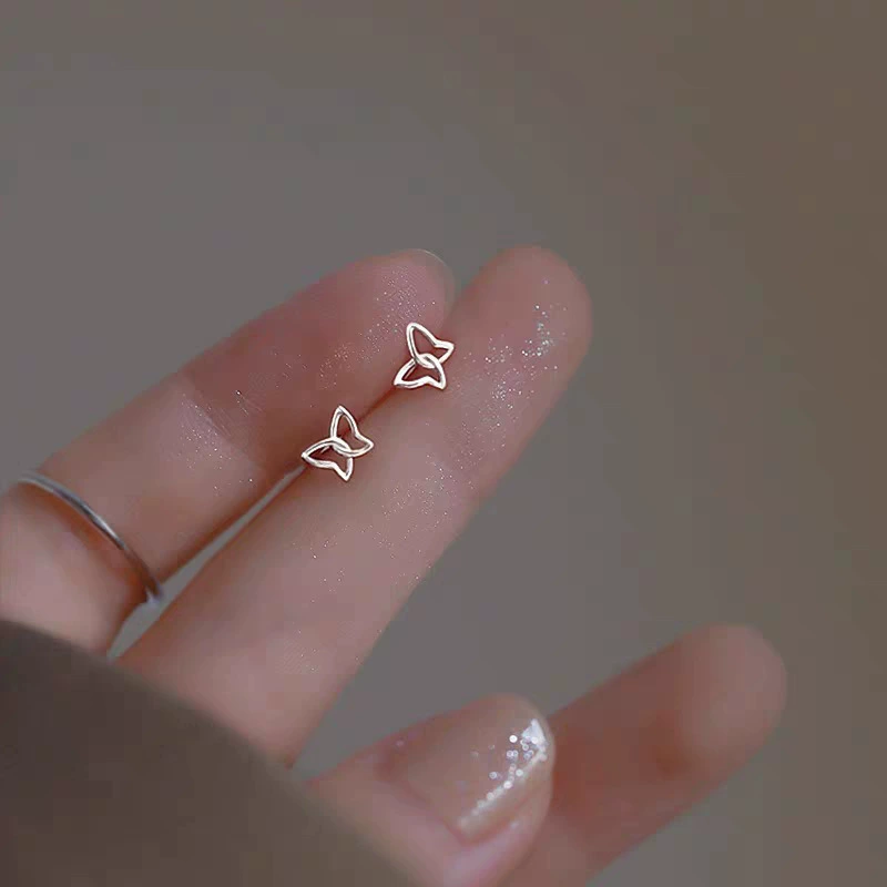 Серьги, ушные клипсы, стиль лёгкой роскоши, стиль высокого качества