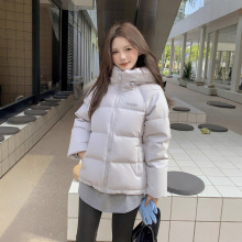 厂家直销羽绒服女2025年冬新款95白鸭绒情侣短款加厚连帽户外登山