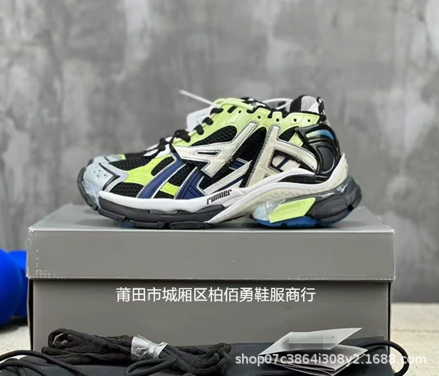 Original label, original box, pure original B family daddy shoes, Paris seventh generation jogging shoes, RUNNER, distressed, heightening sneakers for men and women