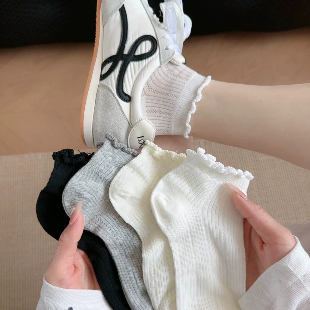 Breathable Low-Cut Socks Unisex, Solid Colors (Black/White/Gray), Lightweight