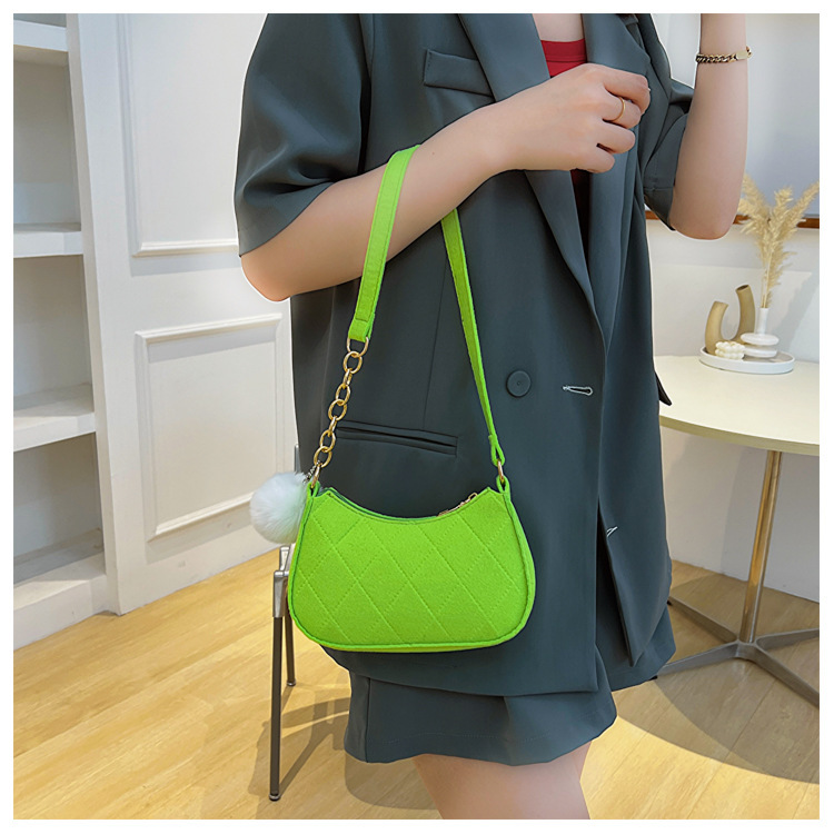 Leisure Women's Summer Fresh Trendy Underarm Temperament and Texture One Shoulder Fashionable Small Square Bag_voghion.com