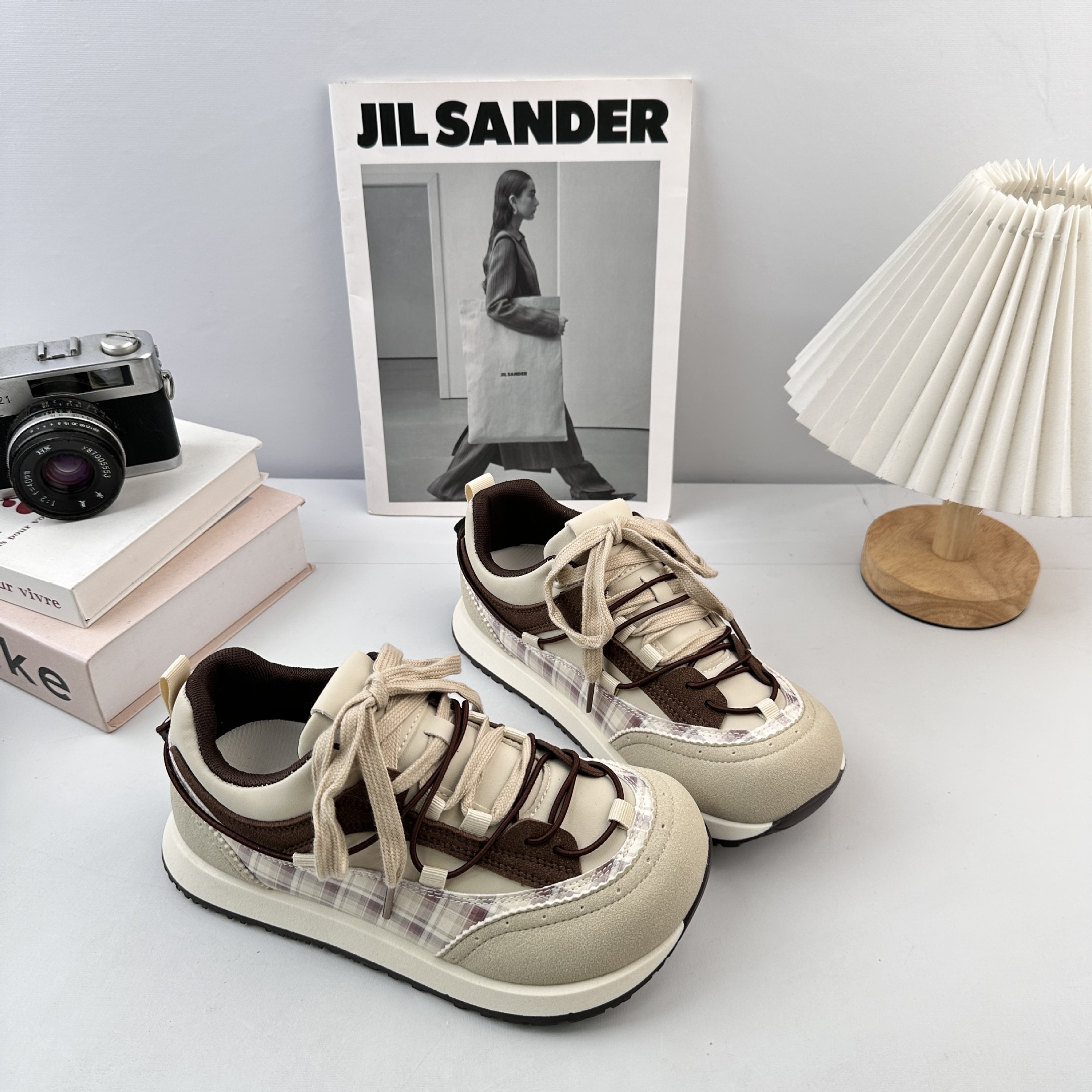 Far wave ocio retro Gump zapatos de papá mujer 2025 cabeza grande y gruesa de fondo de zapatos deportivos de entrenamiento moral