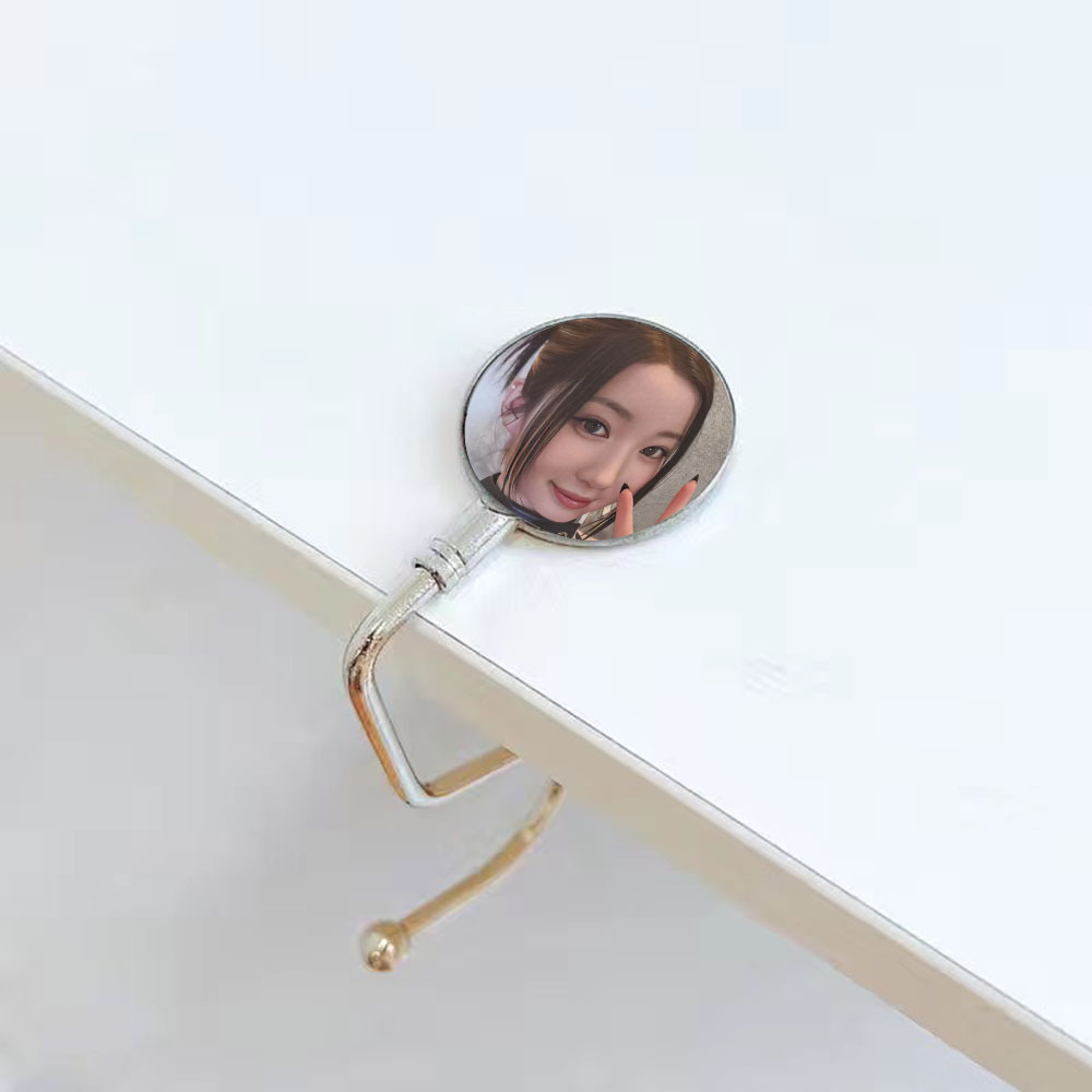 BM Baby Monster BABYMONSTER perímetro gancho mochila Zheng Yaxian combinación de colgantes de bolsas de niñas