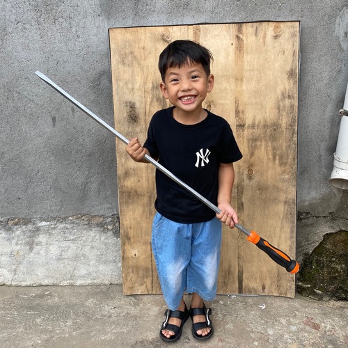 Long screwdriver with extended core can hit large screwdriver 16 inches 20 inches 24 28 32 inches large one-word screwdriver