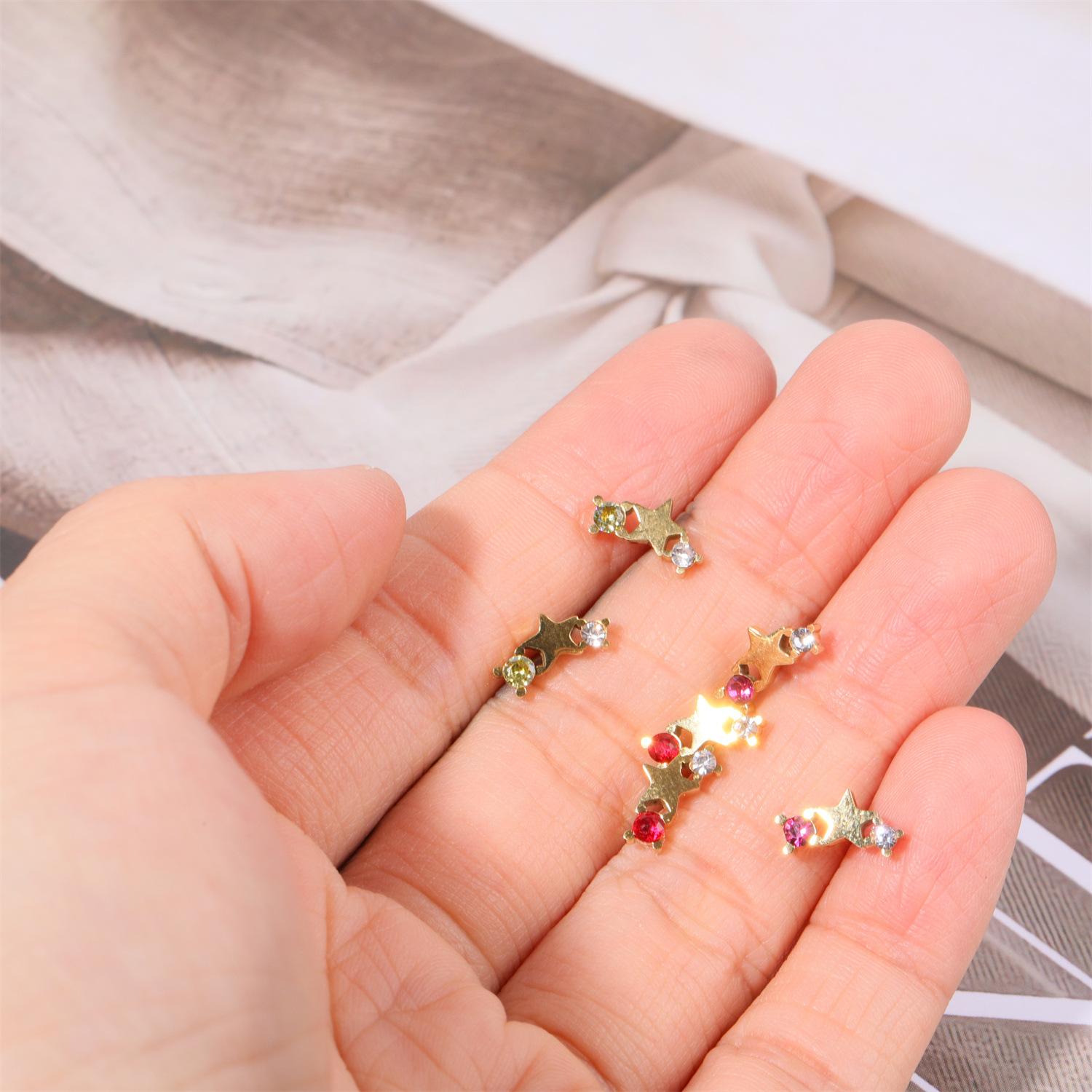 1 Pair Simple Style Constellation Inlay 201 Stainless Steel 304 Stainless Steel Zircon 18K Gold Plated Ear Studs display picture 10