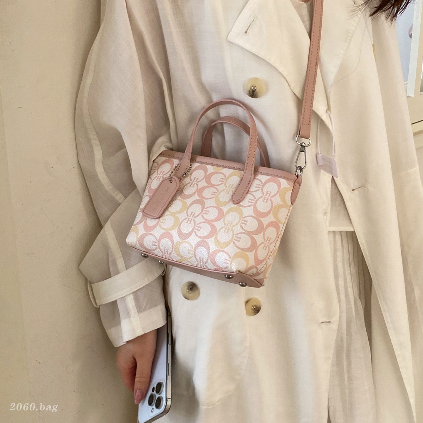 2026 nicho de moda de hombro simple bolso de cubo de viaje nuevo diseño de mochila de verano popular