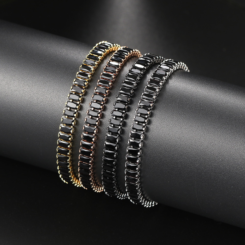 Fashion Geometric Copper Zircon Bracelets display picture 3