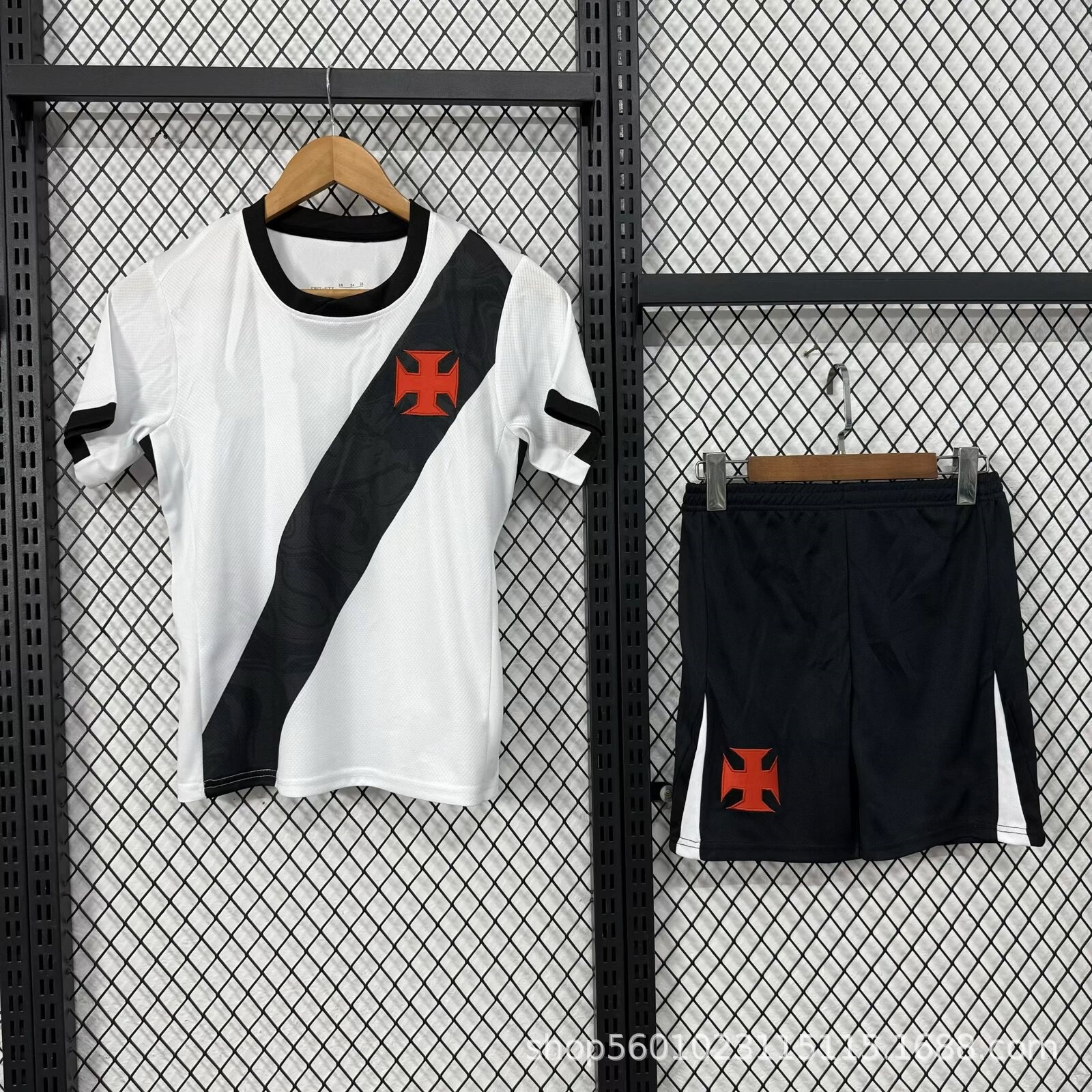 2627 nueva ropa infantil LWP París Real Madrid Juve Manchester United Chelsea camiseta ropa de fútbol ropa infantil