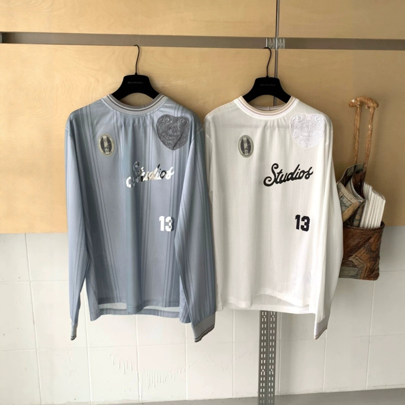26Ss Nanyou Haute Couture/Boutique Niche 1996 Sports Jersey Style Heart Lace Color-Block Long Sleeve Top 26Ss Nanyou Haute Couture/Boutique Niche 1996 Sports Jersey Style Heart Lace Color-Block Long Sleeve Top