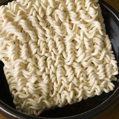 膨化休闲零食加工设备厂家 班产1万包方便面生产线 立烨机械