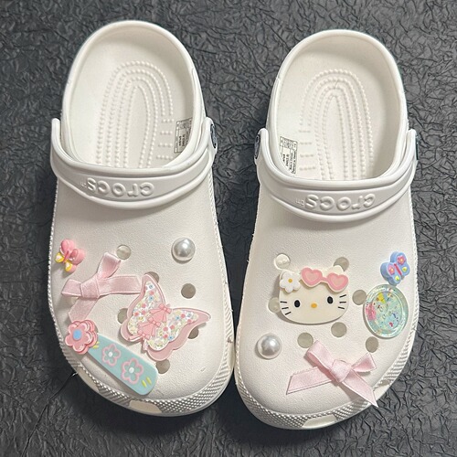 Same model KT cat shoe pattern accessories diy detachable matching hole shoes cat shoe pattern shoe buckle shoe accessories