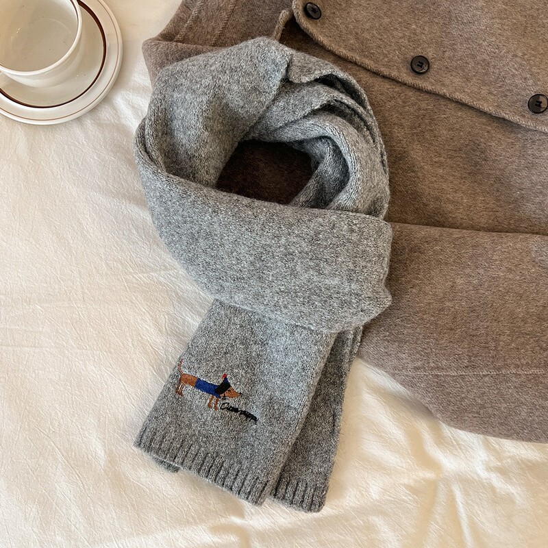 2026 new autumn/winter collection: Korean-style knitted scarf with wool blend, featuring a cute puppy design, thickened yarn, and embroidered details, available in a gift box 2026 new autumn/winter collection: Korean-style knitted scarf with wool blend, featuring a cute puppy design, thickened yarn, and embroidered details, available in a gift box