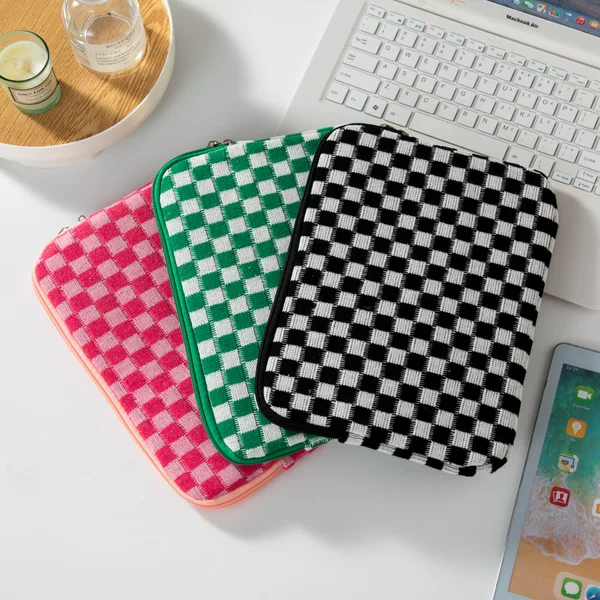 Cross-Border In-Stock Korean Style Knitted Inner Sleeve Fresh iPad Protective Case Anti-Drop 13inch Tablet Computer Bag