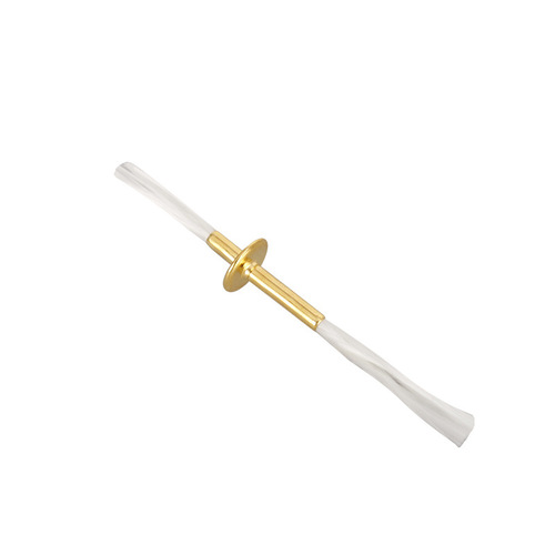 Fiberglass wick liquid tallow lamp wick alloy glass wick four-legged stand core windproof oil lamp specialty wick