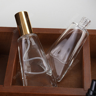 10ml����ܛ���Π����ˮ���bƿ�ɐۻ��yƷ���Fƿ����С����ˮƿ