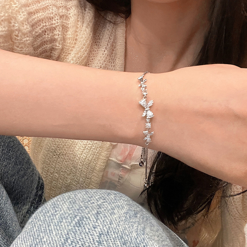 Light luxury zircon bow pull bracelet girls Summer ins niche design high sense 2023 new bracelet Light luxury zircon bow pull bracelet girls Summer ins niche design high sense 2023 new bracelet
